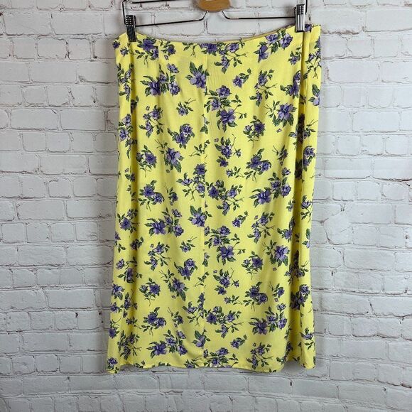 H&M Divided viscose yellow floral slit pencil button skirt size 12 NWOT - Picture 5 of 7